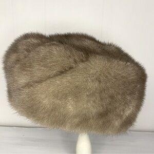Christine Originals Vintage Silver Mink Fur Hat Pillbox Style